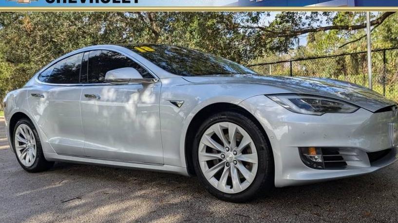 TESLA MODEL S 2018 5YJSA1E26JF237262 image